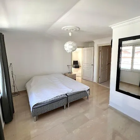 Waterfall Luxury 3+2 Апартаменты